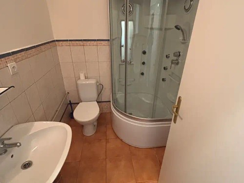 Prodej domu 790 m², pozemek 1193 m²