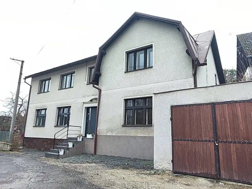 Prodej domu 198 m², pozemek 49 m²
