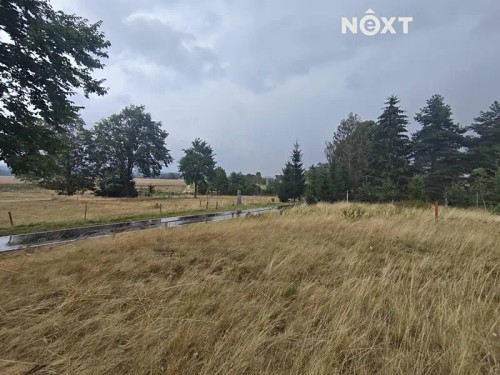 Prodej stavebního pozemku 842 m²