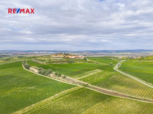 Prodej stavebního pozemku 6037 m²