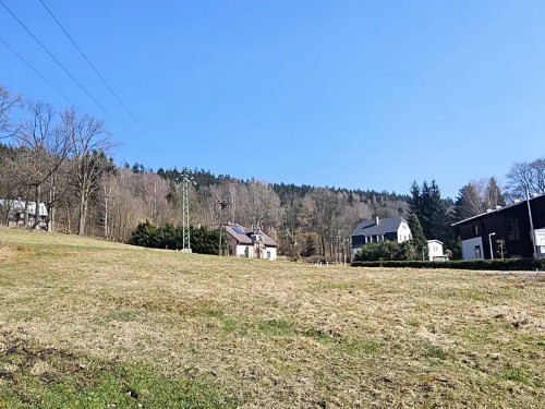 Prodej domu 1047 m², pozemek 12508 m²