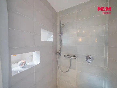 Prodej domu 169 m², pozemek 1807 m²