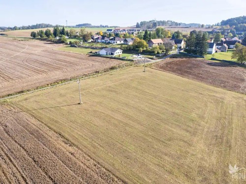 Prodej stavebního pozemku 1850 m²