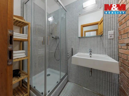 Prodej domu 183 m², pozemek 1211 m²