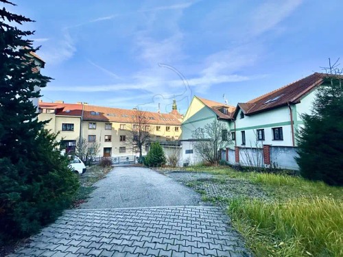 Prodej domu 553 m², pozemek 1727 m²