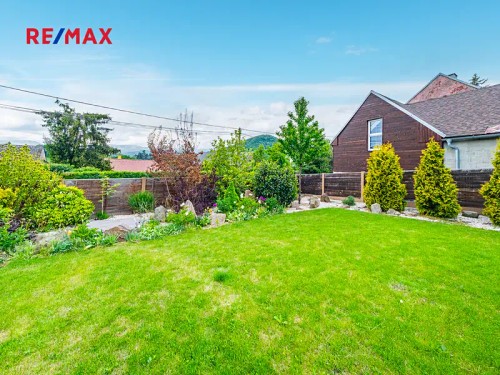 Prodaná  chata 200 m², pozemek 1966 m²