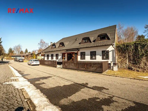 Prodej chalupy 392 m², pozemek 934 m²