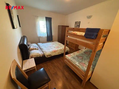 Prodej domu 790 m², pozemek 1193 m²