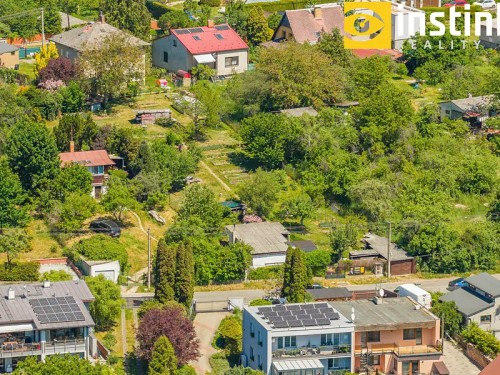 Prodej stavebního pozemku 1269 m²