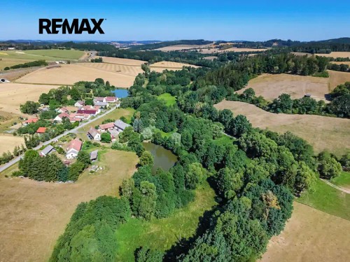Prodej zemědělské usedlosti 299 m², pozemek 18096 m²