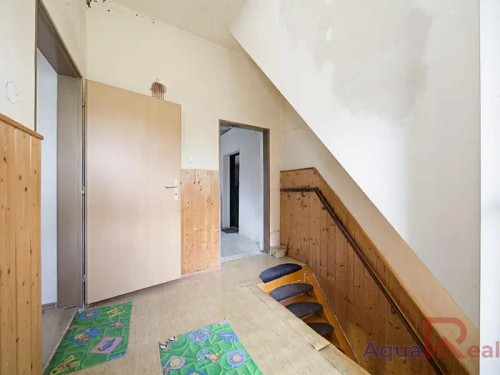 Prodej domu 330 m², pozemek 1180 m²