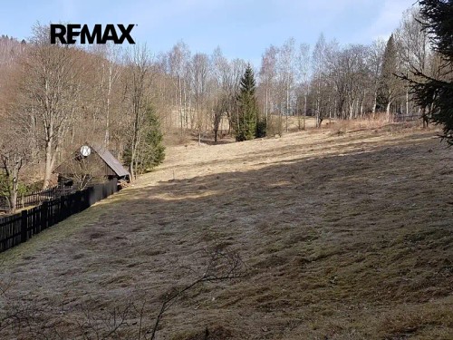 Prodej stavebního pozemku 4558 m²