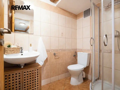 Prodej domu 770 m², pozemek 9150 m²