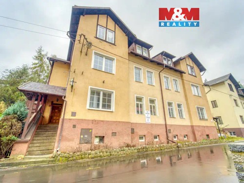 Prodej domu 800 m², pozemek 662 m²