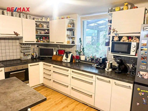 Prodej domu 450 m², pozemek 1140 m²