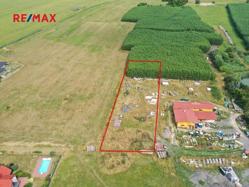 Prodej stavebního pozemku 4000 m²