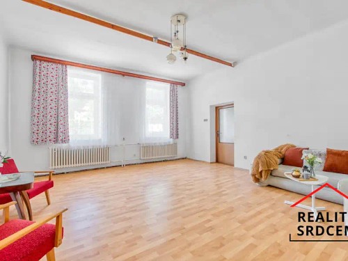 Prodej domu 600 m², pozemek 1659 m²