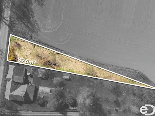 Prodej stavebního pozemku 876 m²