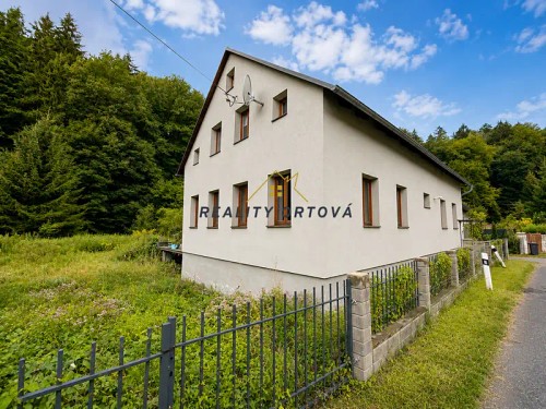 Prodej domu 160 m², pozemek 2013 m²