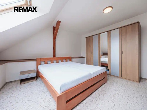 Prodej domu 350 m², pozemek 1872 m²