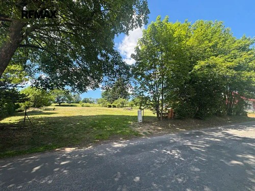 Prodej stavebního pozemku 2226 m²