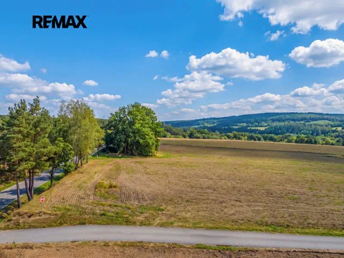 Prodej stavebního pozemku 4011 m²