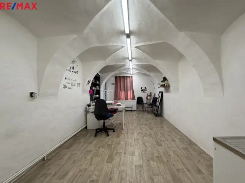 Prodej domu 400 m², pozemek 830 m²