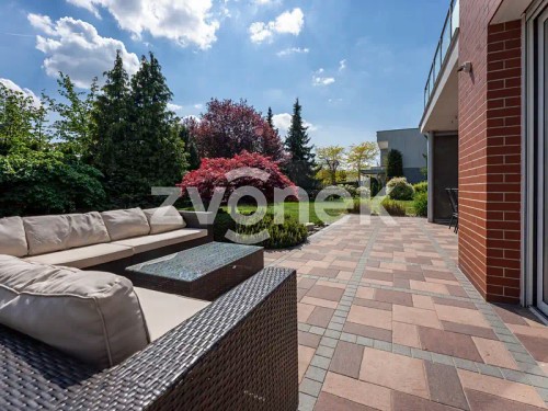 Prodej vily 479 m², pozemek 1503 m²