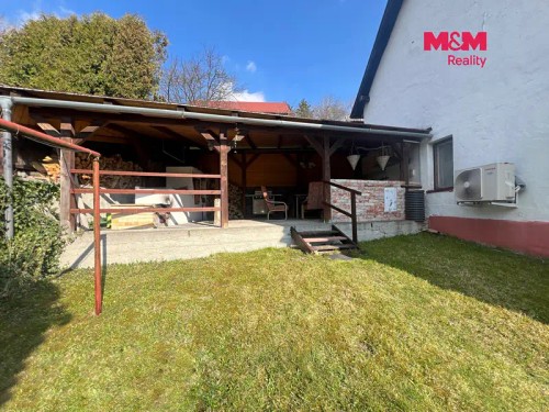 Prodej chalupy 120 m², pozemek 1105 m²