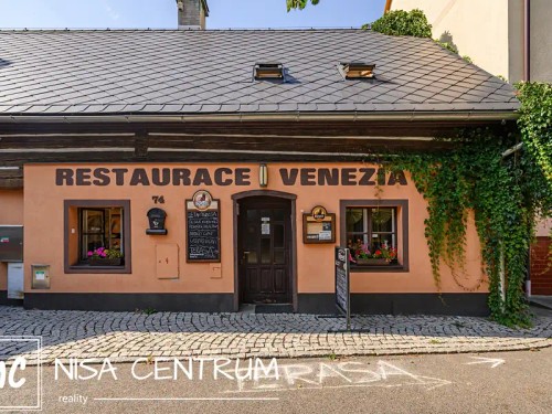 Prodej domu 272 m², pozemek 976 m²