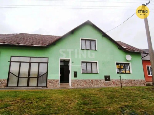 Prodej domu 200 m², pozemek 1747 m²