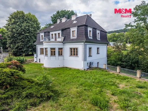 Prodej domu 284 m², pozemek 2441 m²