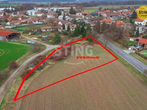 Prodej stavebního pozemku 1740 m²