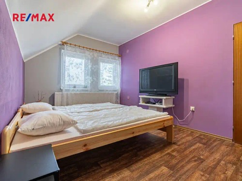 Prodaný  dům 200 m², pozemek 2022 m²