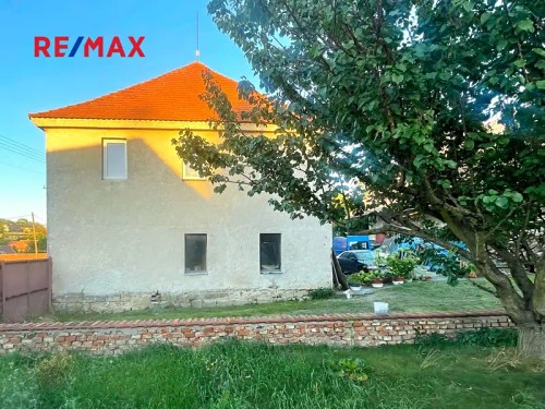 Prodej domu 400 m², pozemek 2175 m²