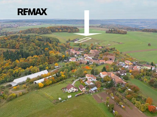 Prodej stavebního pozemku 3002 m²