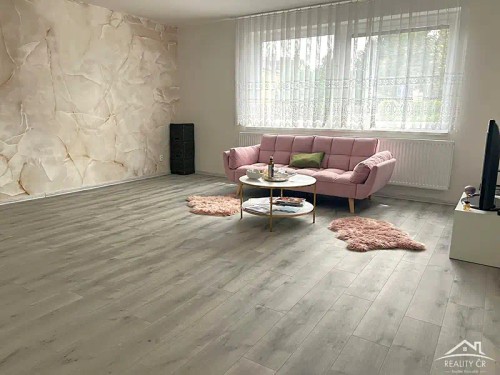 Prodej domu 328 m², pozemek 438 m²