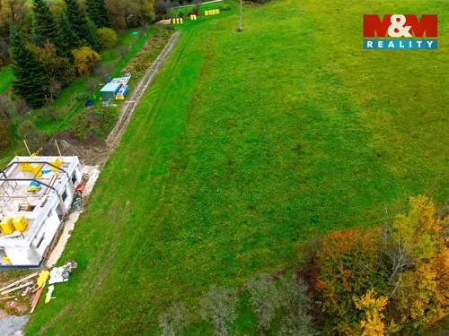Prodej stavebního pozemku 2007 m²