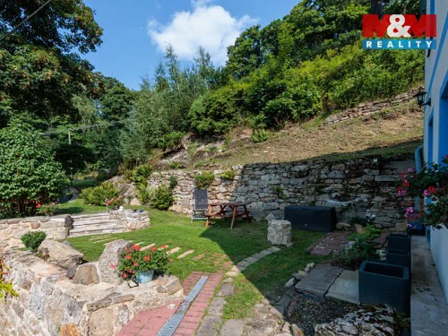 Prodej domu 228 m², pozemek 1683 m²