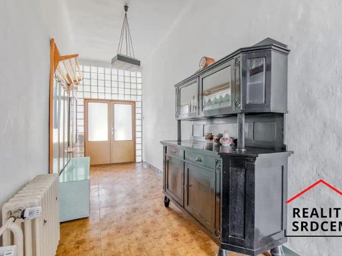 Prodej domu 600 m², pozemek 1659 m²