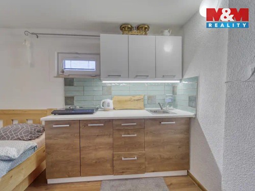 Prodej chaty 35 m², pozemek 324 m²