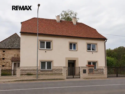 Prodej domu 550 m², pozemek 786 m²