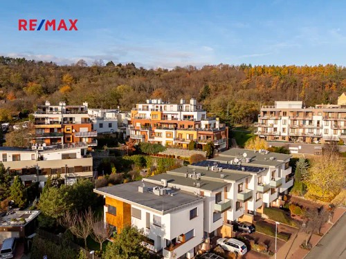 Prodej bytu 2+kk 61 m²