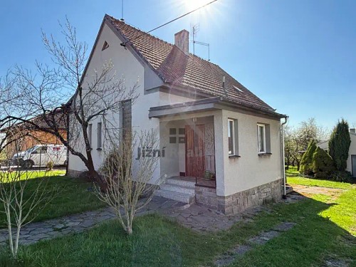 Prodej domu 180 m², pozemek 1010 m²