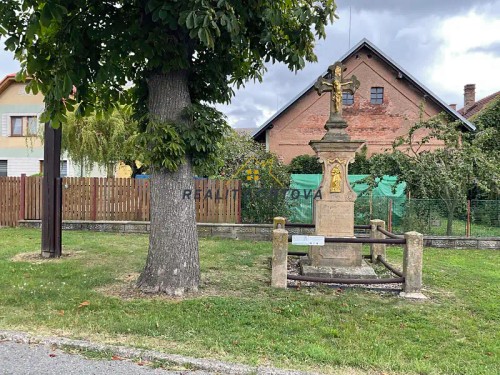 Prodej domu 146 m², pozemek 694782 m²