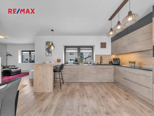 Prodej domu 197 m², pozemek 573 m²