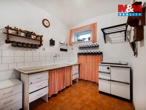 Prodej chalupy 154 m², pozemek 471 m²