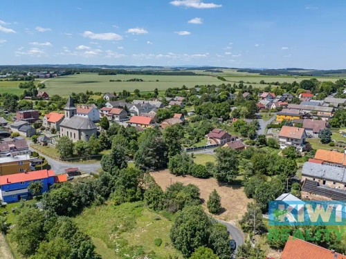 Prodej stavebního pozemku 1744 m²