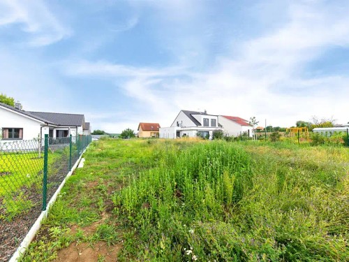 Prodej stavebního pozemku 926 m²