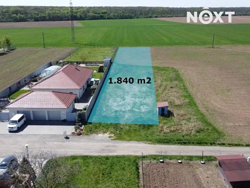 Prodej stavebního pozemku 1840 m²